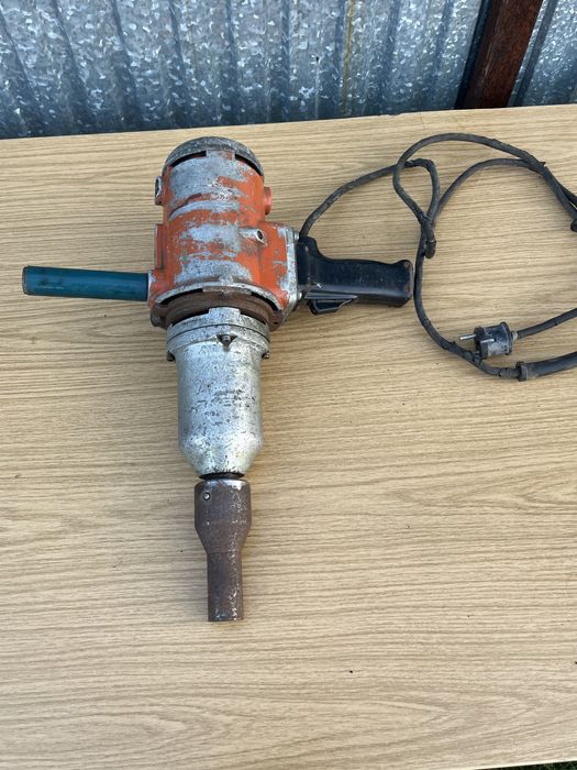 Buława wibrator zagęszczarka do betonu WMW SRM450, Fein.