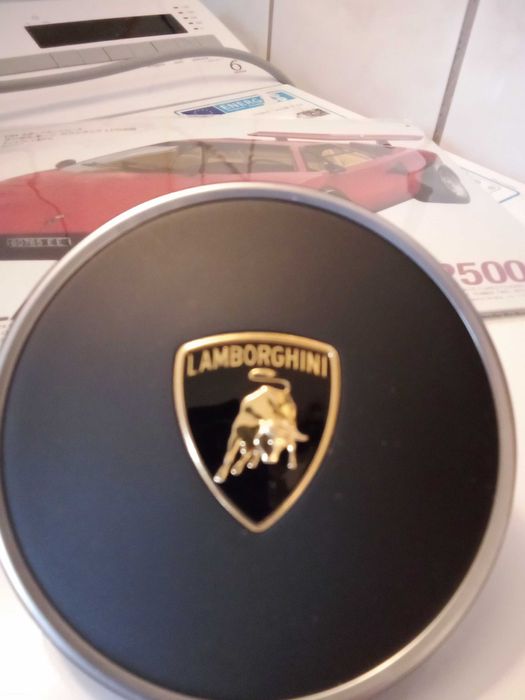 lamborghini emblemat znaczek zaslepka oryginał oe