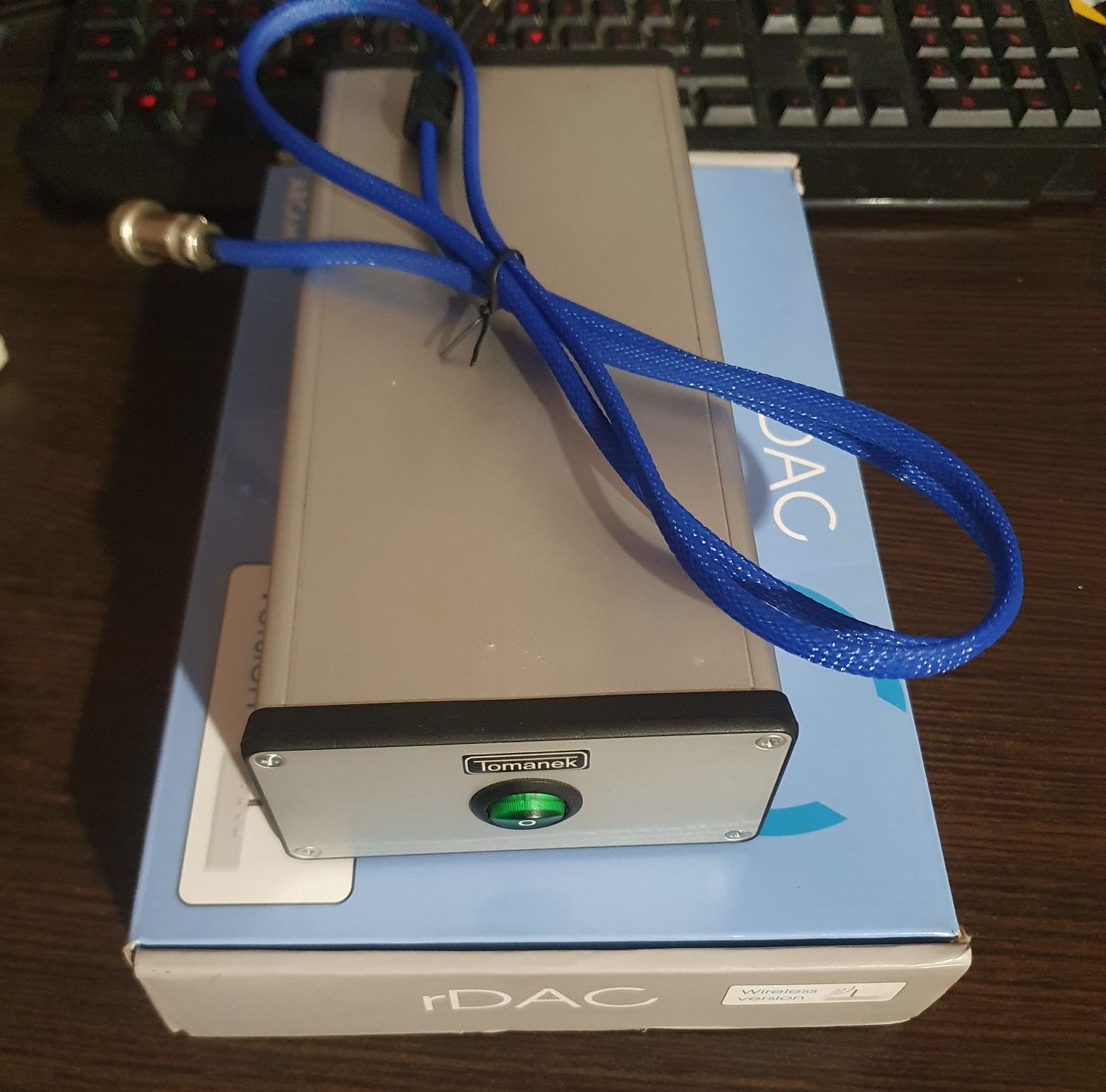 Arcam rDAC Wireless DAC zasilacz Tomanek ULPS-transformator toroidalny