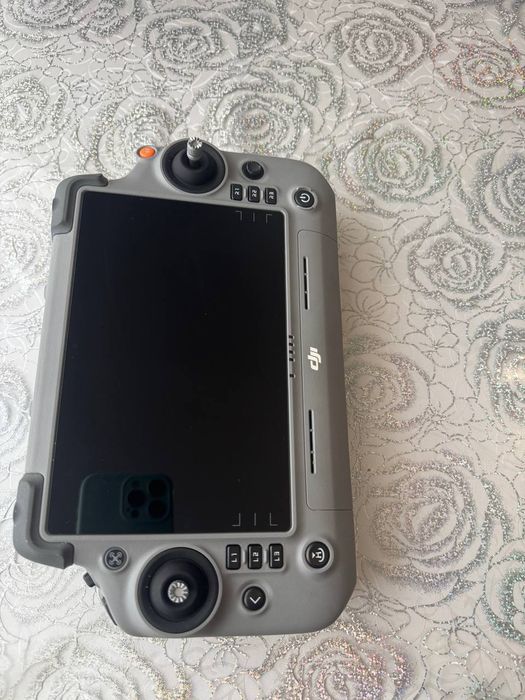 професійного пульта DJI RC Plus 2.