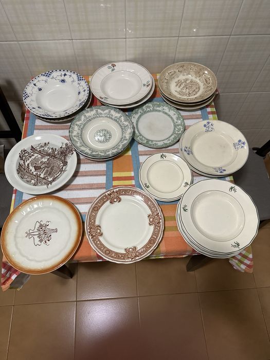 Pratos antigos (fábrica de sacavem, Alcântara, Leiria)