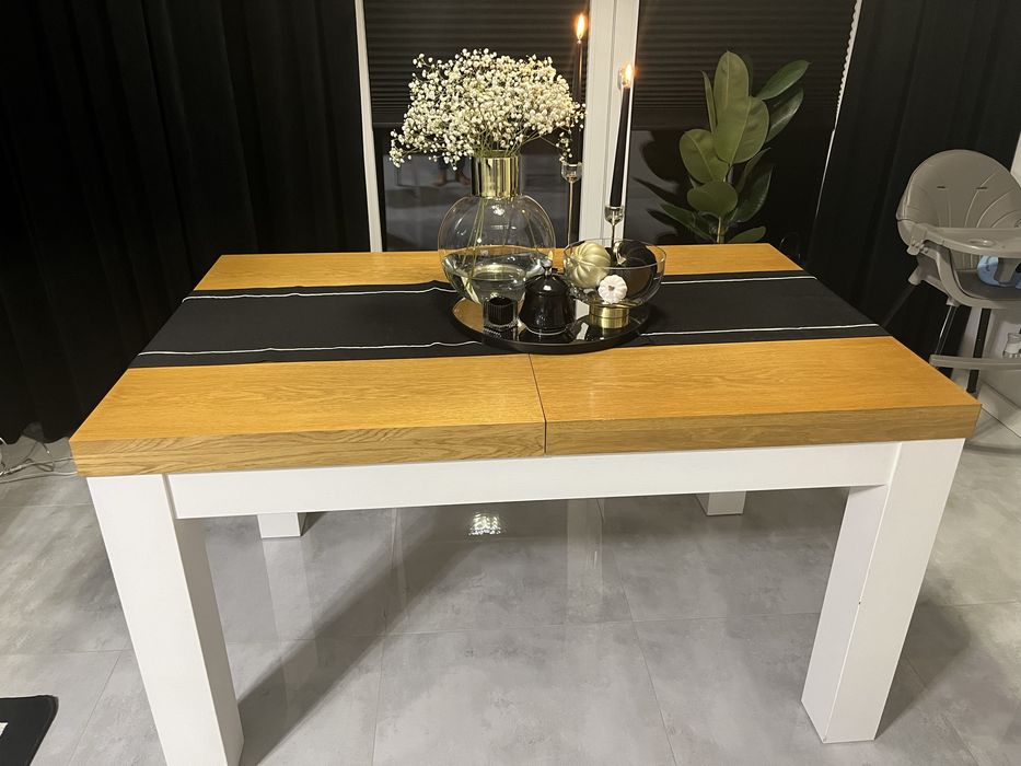 Stół jadalnia salon