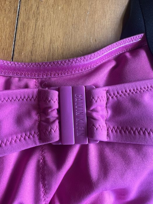 Bikini Capvin Klein parte de cim