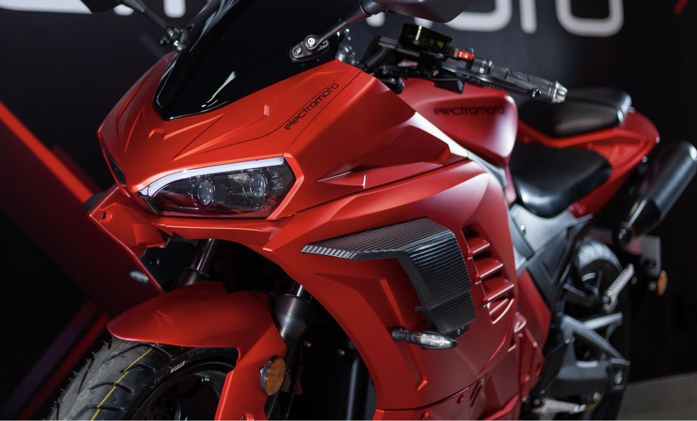 Електромотоцикл Electromoto Panigale. Ланцюг 3кВт