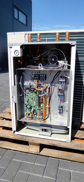 Pompa ciepła MITSUBISHI 8 KW FTC5 powietrzna split