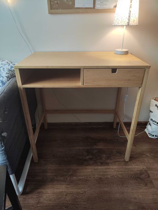 Biurko Ikea toaletka NORDKISA bambusowe małe