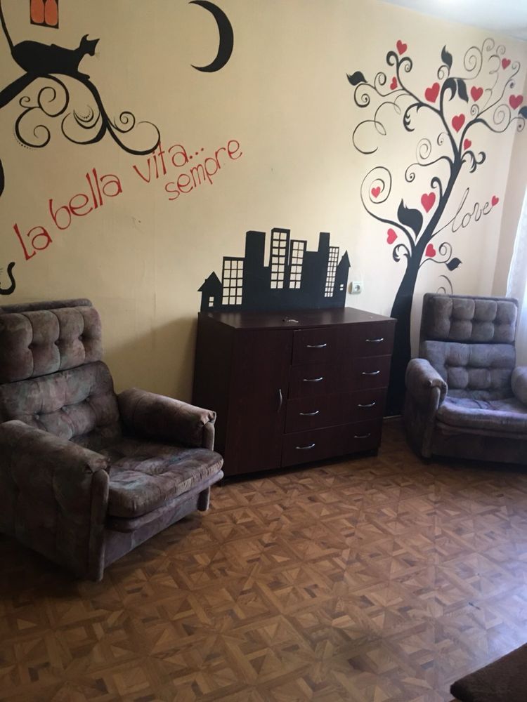 Сдам 2 комн квартиру Левитана, Таирова