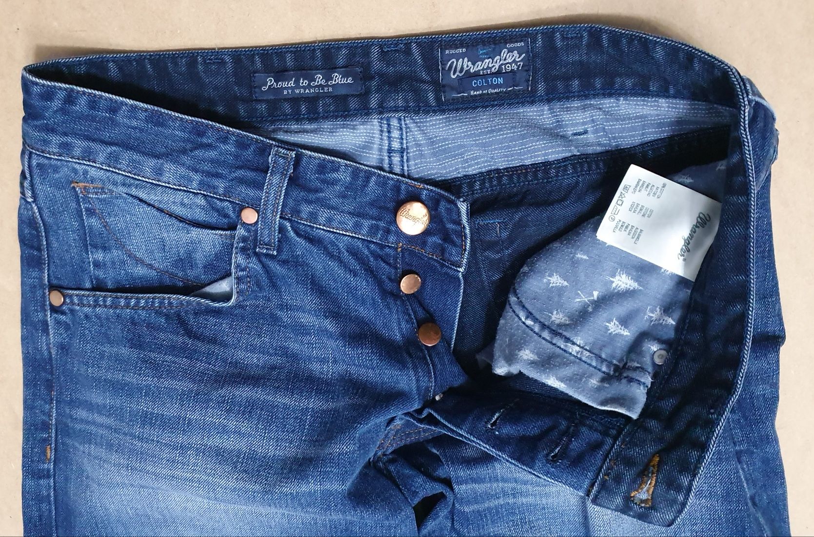 WRANGLER COLTON roz. 33/34 pas 88 cm Premium jeans