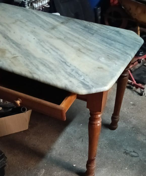 Mesa com Pedra Mármore