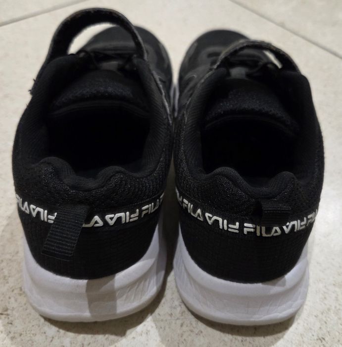 Tenis Fila preto