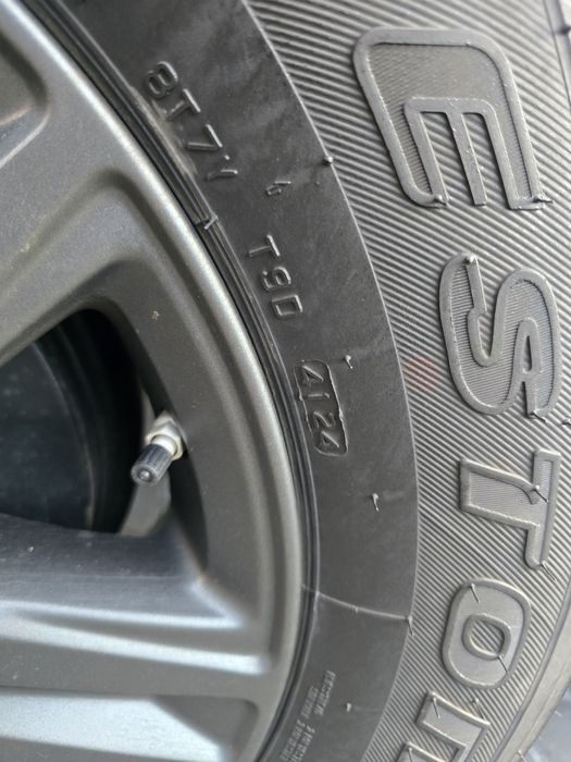 Opony 265/65/17 2024 Wielosezonowe Brigstone Dueler AT