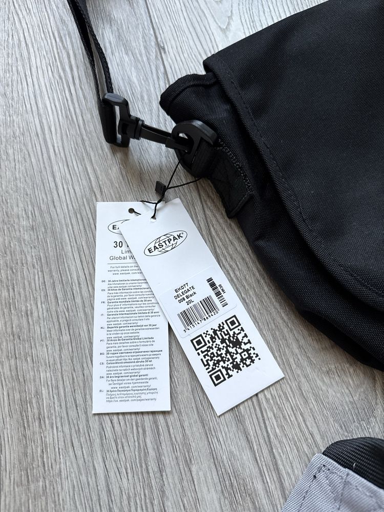 Сумка Eastpak Delegate 20L