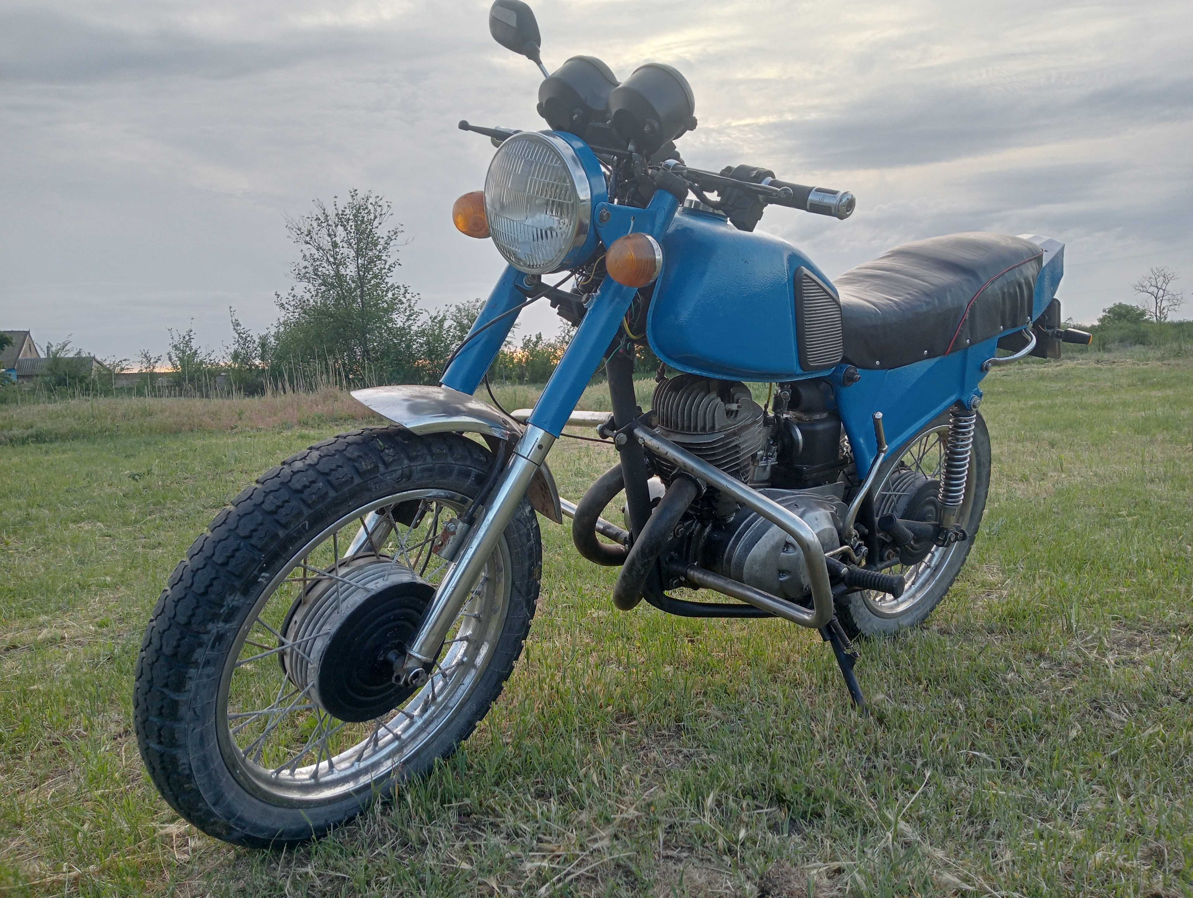 Продам или обменяю Иж планета 4