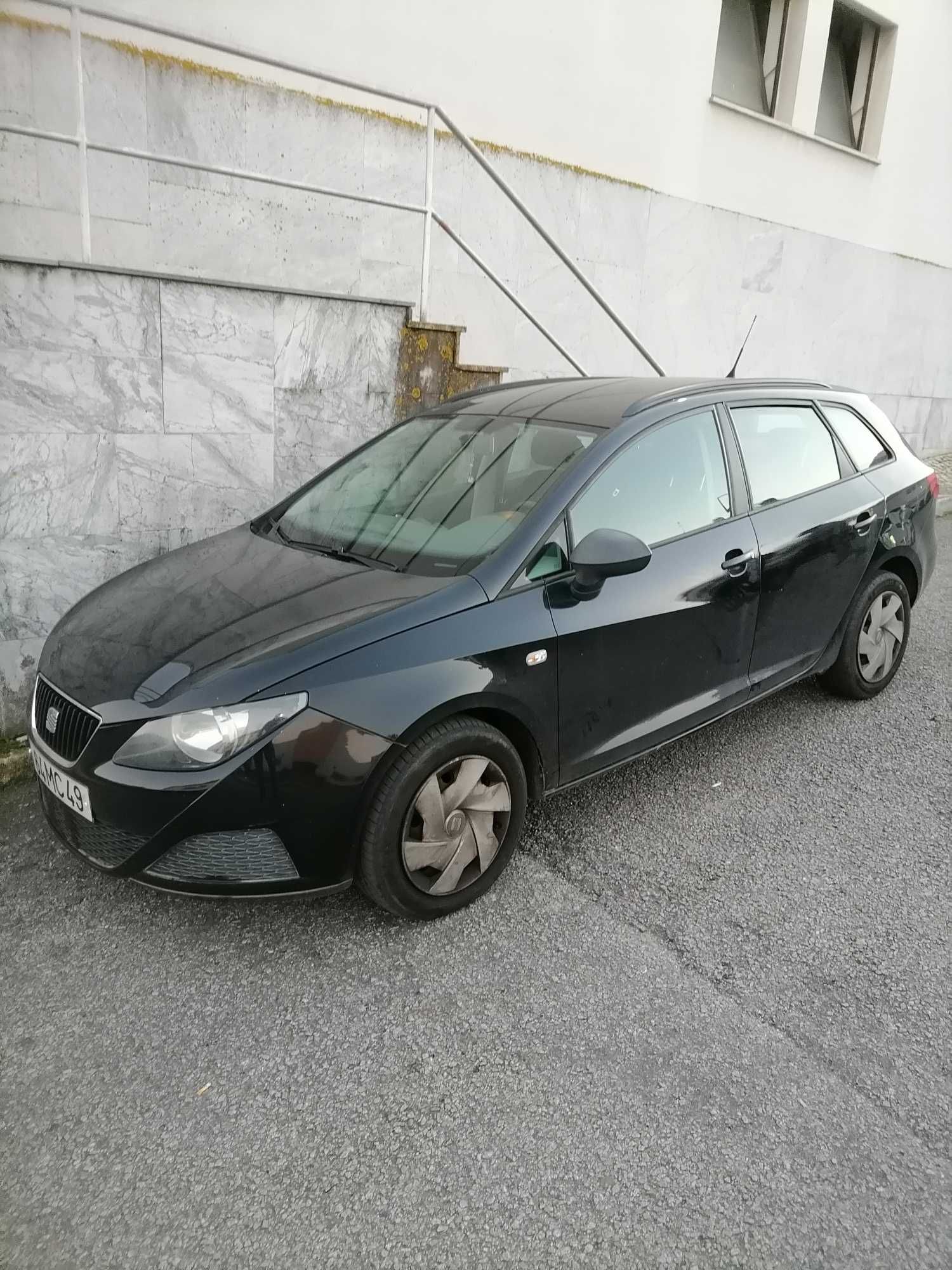 Vendo Seat Ibiza 1.6 a Gasóleo, Ano 2011, 111.200 Kms.