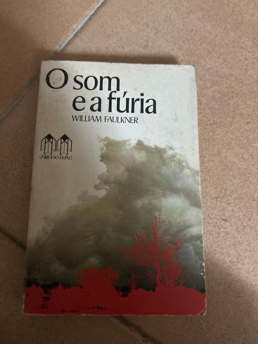 O som e a furia