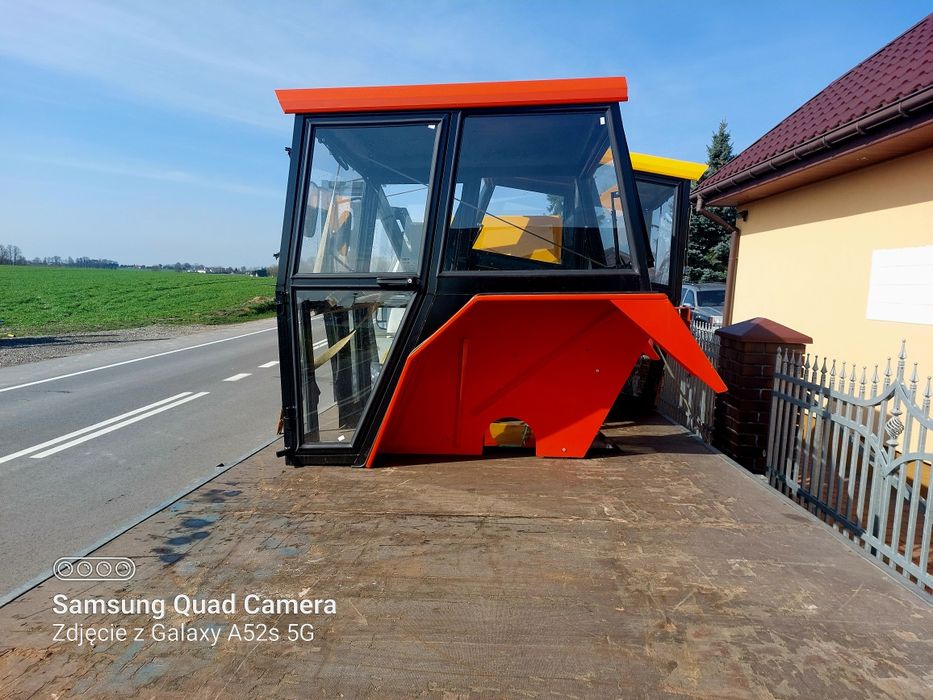Kabina kabiny ciagnikowe c330 c360 mf t25 bizon