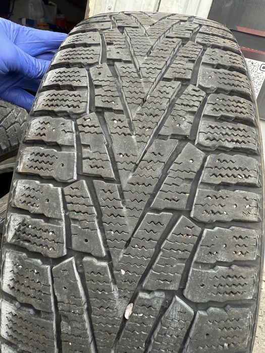 Зимова гума Roadstone (Nexen) Wingard WinSpike 225/55 R18