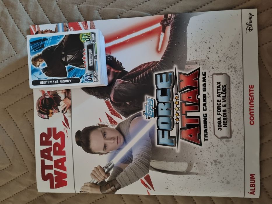 Coleção Star Wars Caderneta e Bustz