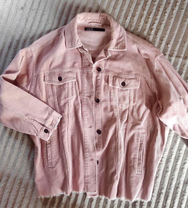 Стильная куртка/ ветровка Zara. Пудровая куртка оверсайз вельвет.