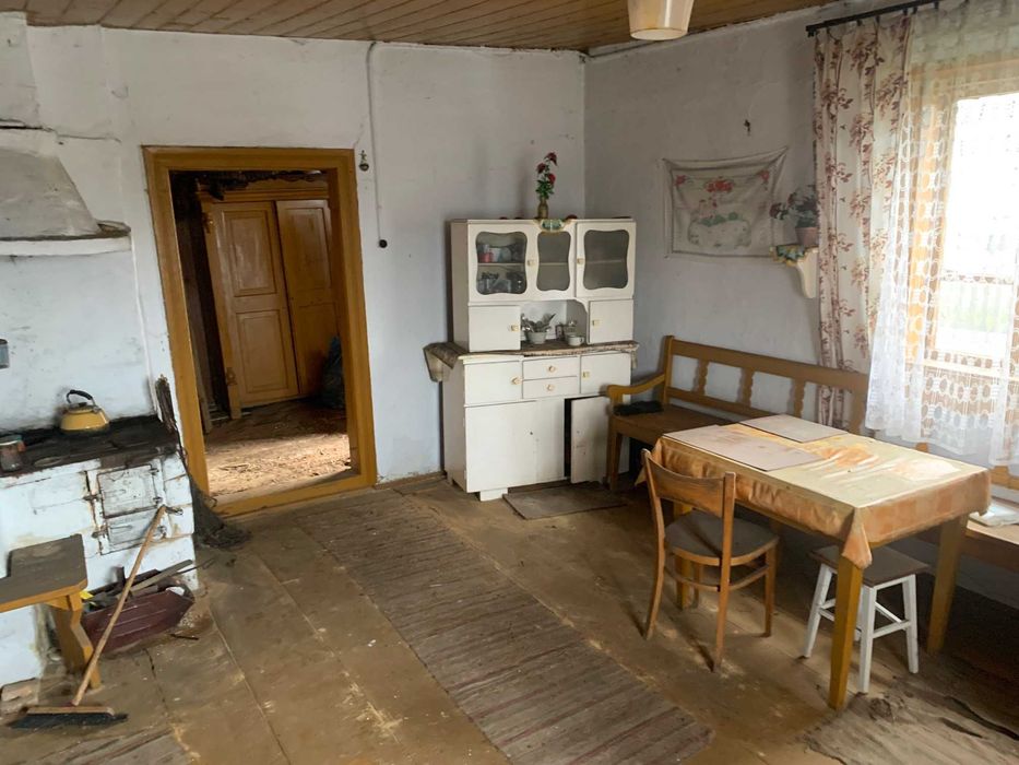 Działka budowlana 600 m2 ze starym domem, Gosań