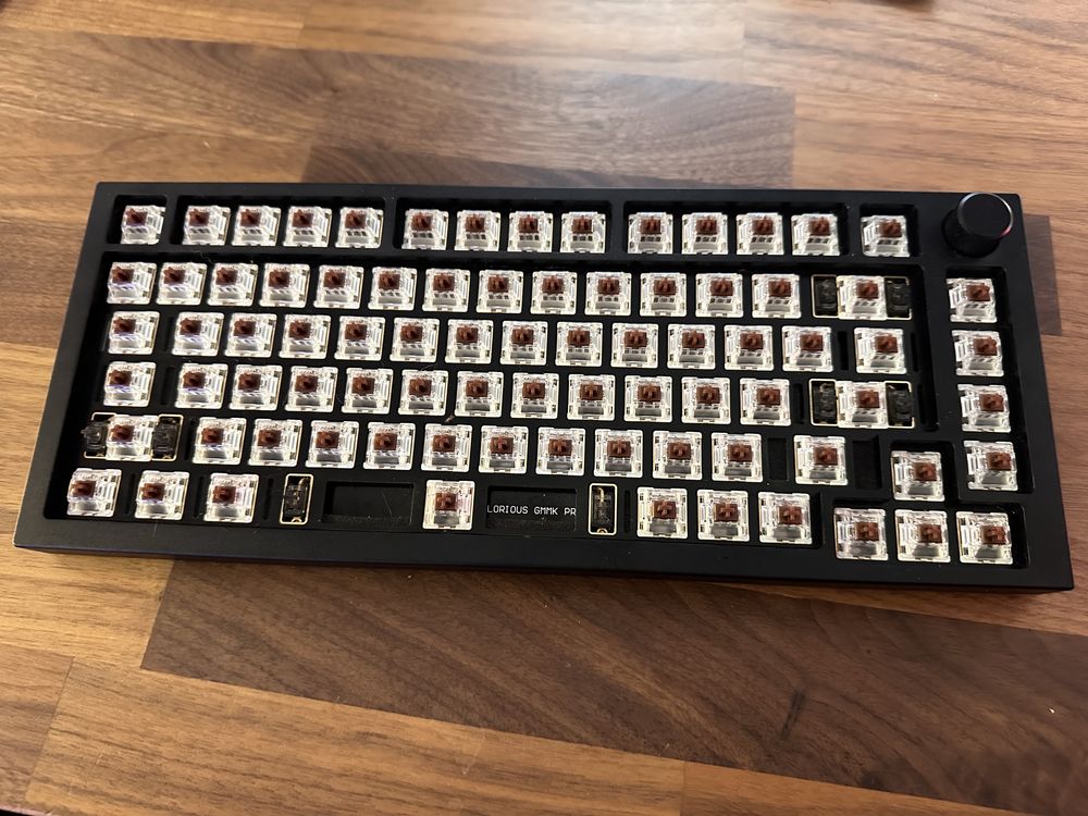 Teclado Mecanico Glorious GMMK PRO 75% ANSI - com upgrades/acessorios