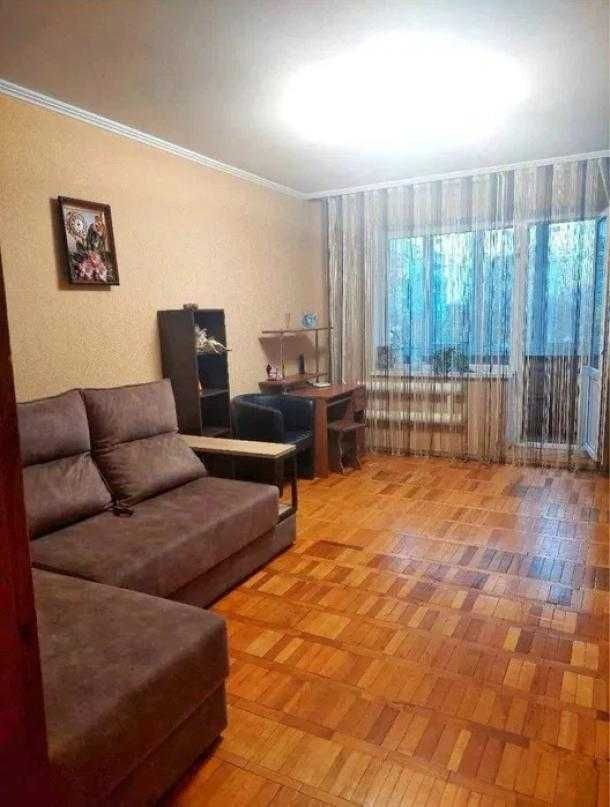 Продам 3 комнатную квартиру в Чугуеве