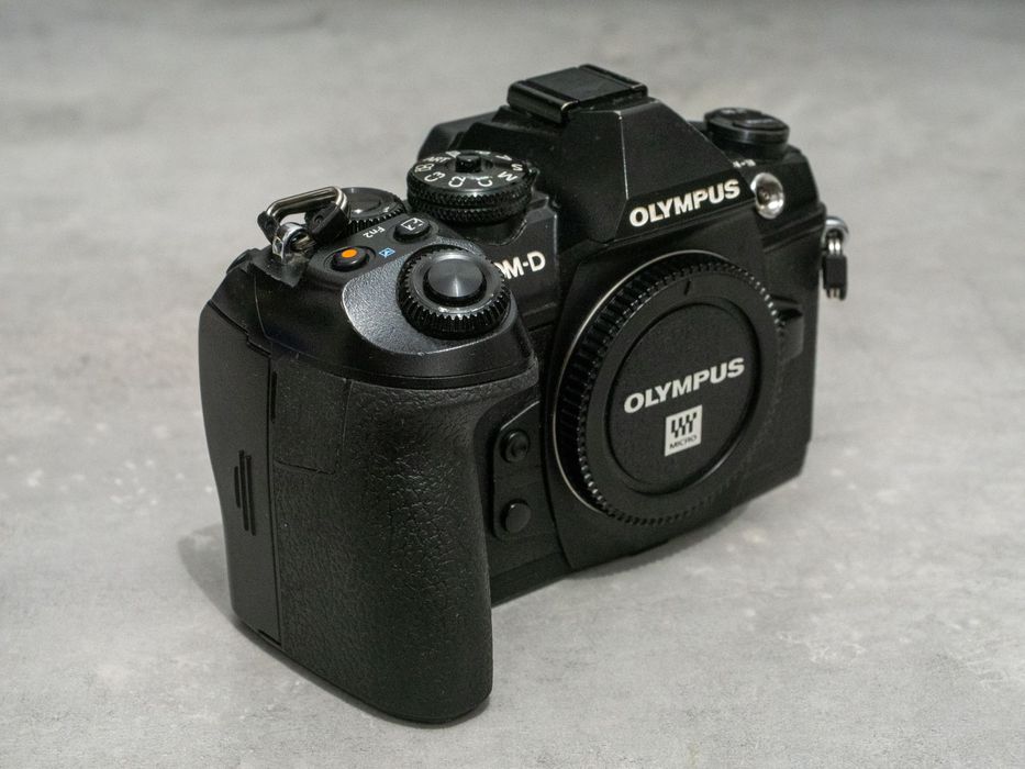 Olympus OM-D E-M1 Mark II