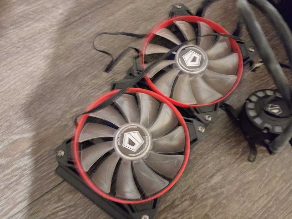 СВО ID-Cooling FrostFlow 240L водяне охолодження процесора