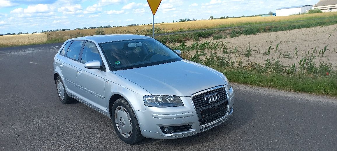 AUDI A3 5D  1,6 102 KM MPI Sportback