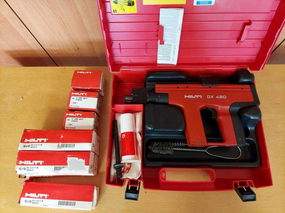 Osadzak Hilti DX450