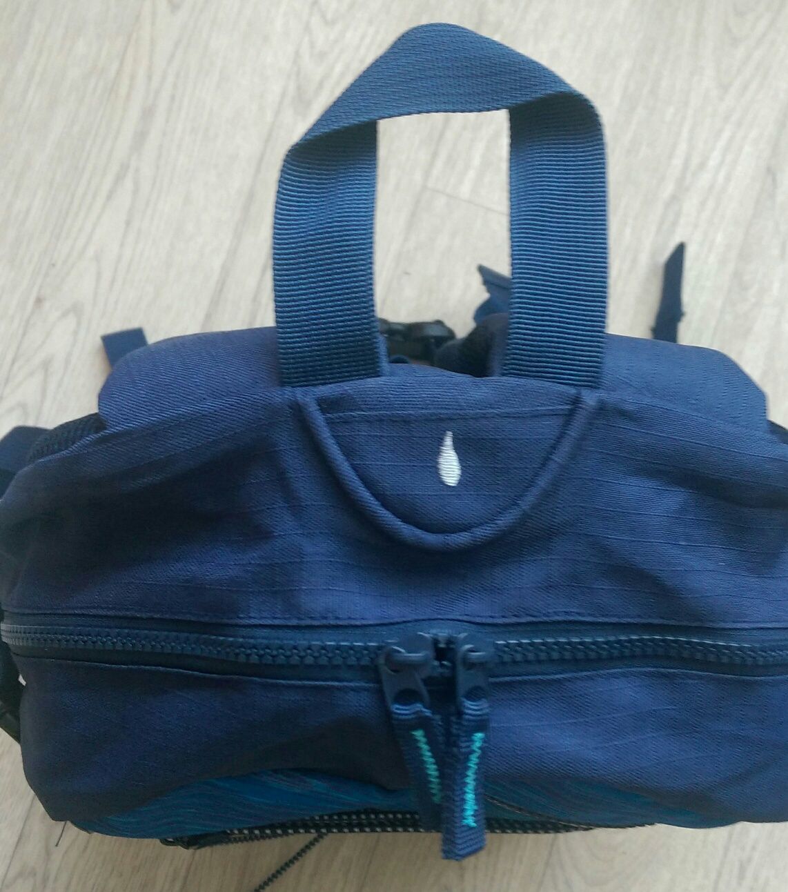 Рюкзак б/у подростковый Mountain Warehouse 20L
