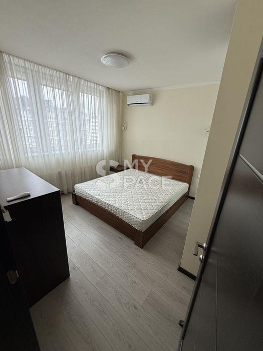 ЖК Позняки-4а, вул. Олени Пчілки, 8 /Дарниця, Соцмісто