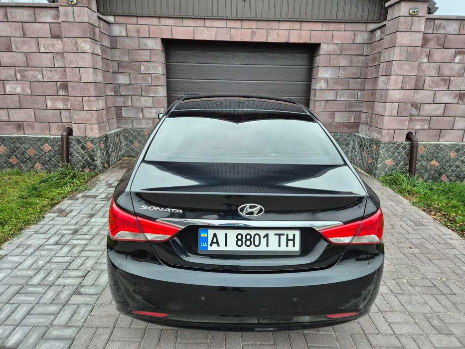Hyundai Sonata 2013 автомат 2.4 AT (178 к.с.)  •  Premium