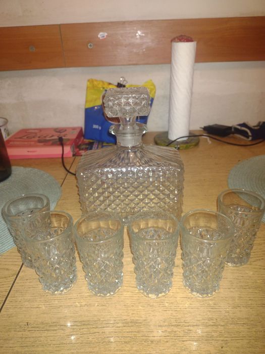 Piękna karafka na ulubione trunki