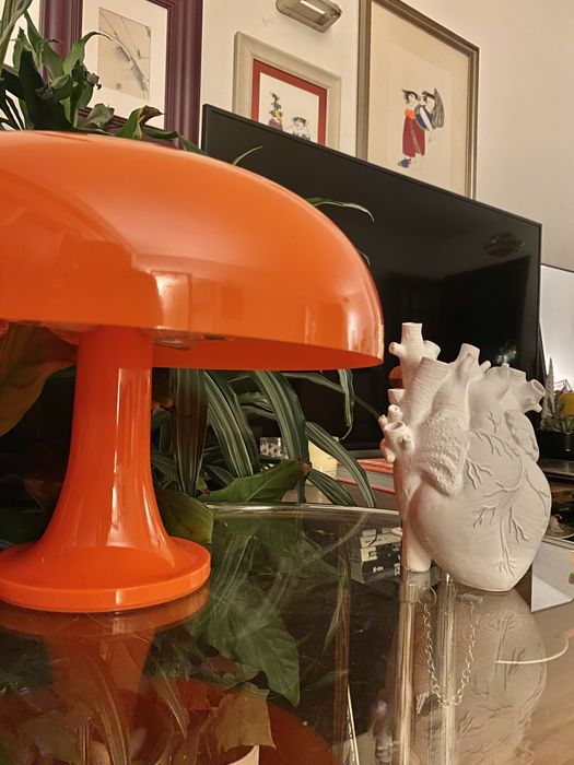 Candeeiro de mesa laranja Midcentury, Anos 70. Jarra Coração.