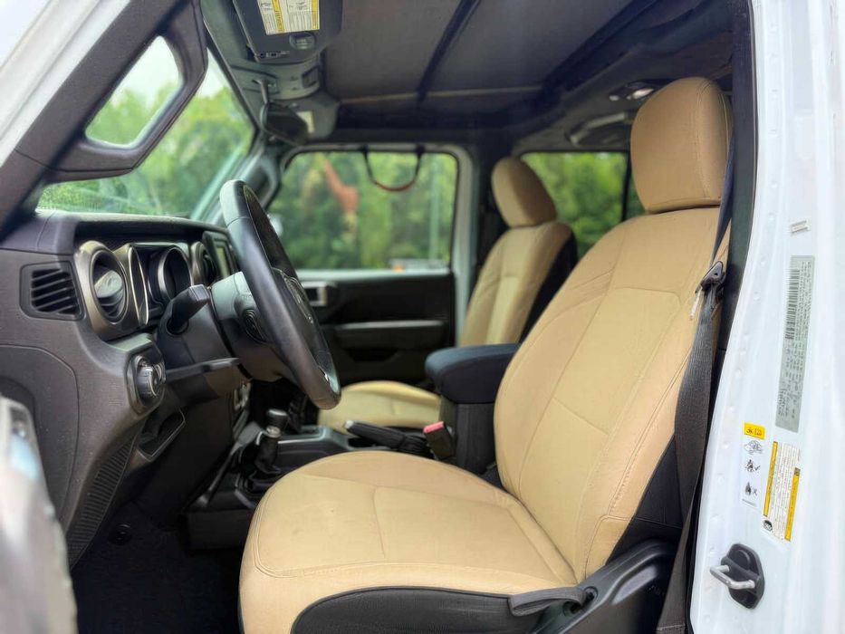 Jeep Wrangler Unlimited Sport S      2018