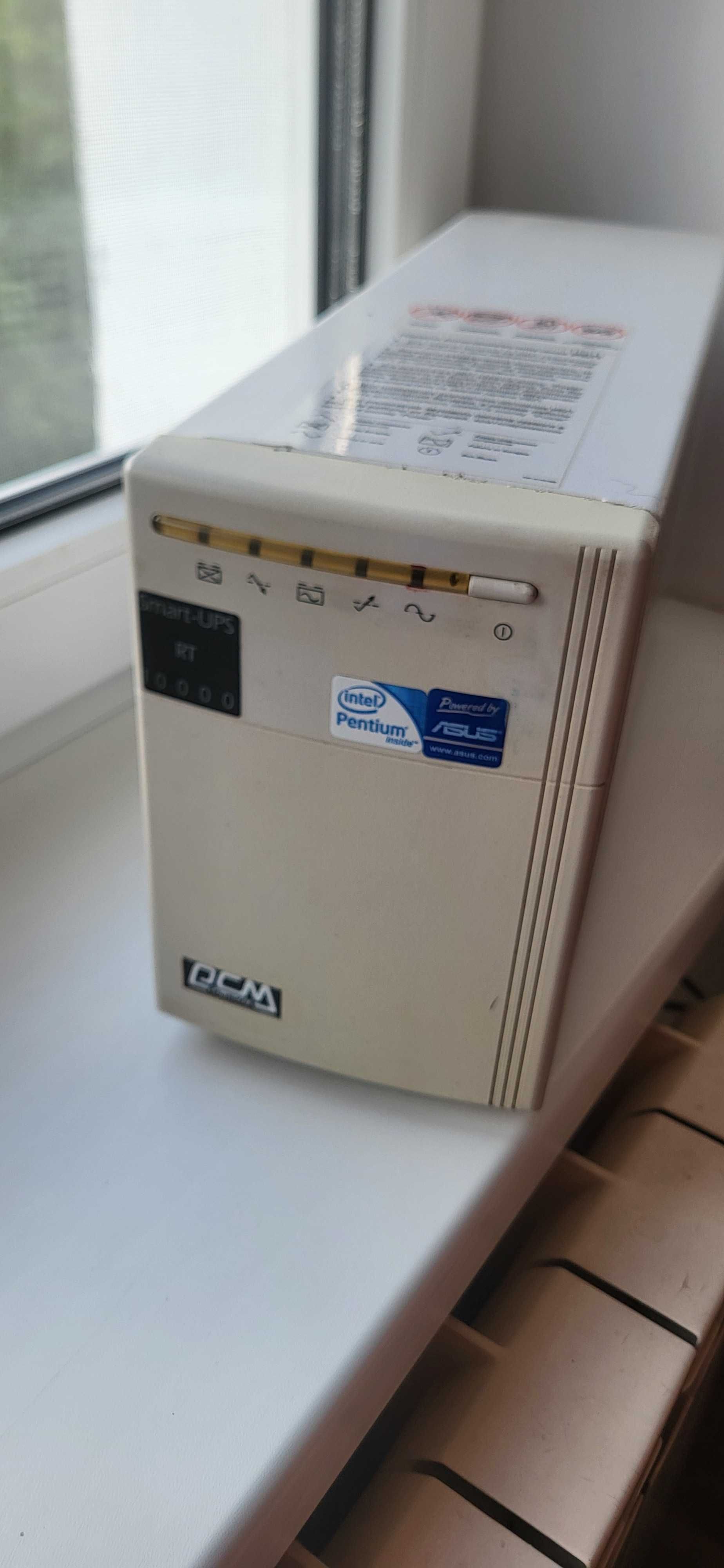 Пристрій безперебійного живлення  PowerCom KIN-1000AP