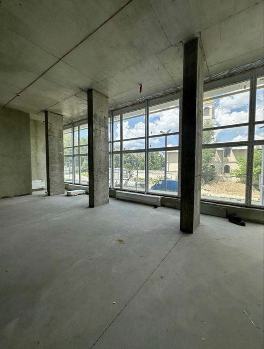 Оренда приміщення по вул. В.Великого у ЖК Америка у Франківському р-н.