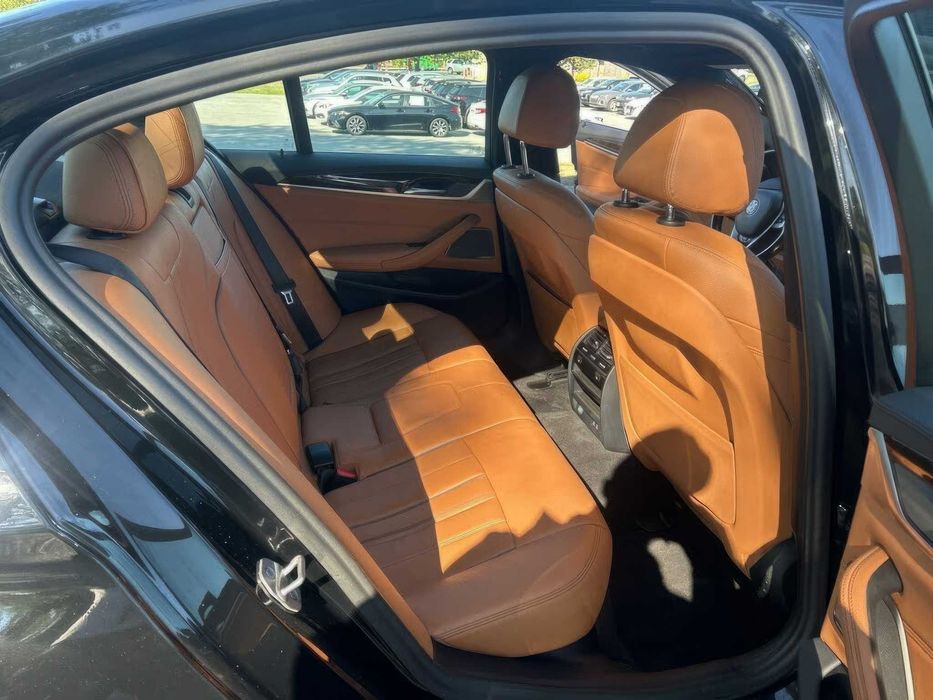 BMW 5 Series 530i xDrive      2020