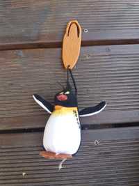 Pingwiny z Madagaskaru maskotka brelok serfer sz2