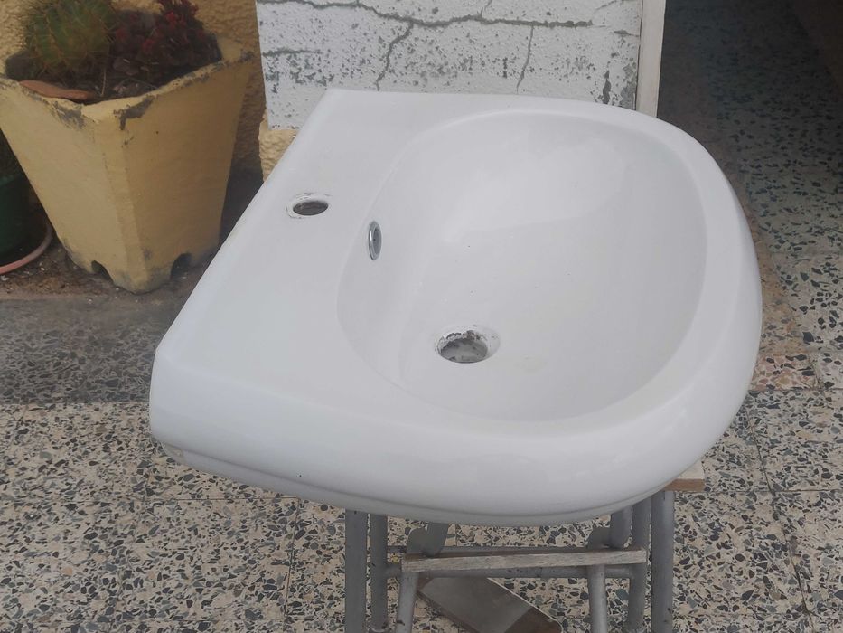 Lavatórios (2 unidades)