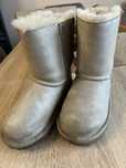 Buty dziecięce zimowe firma ugg