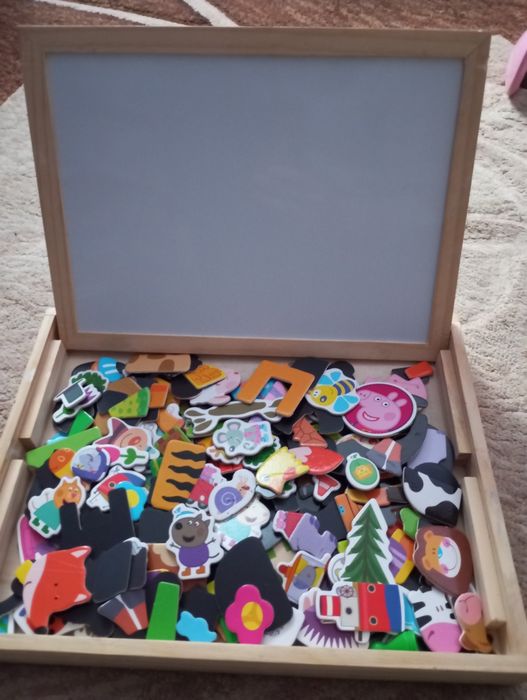 Tablica kredowo magnetyczna