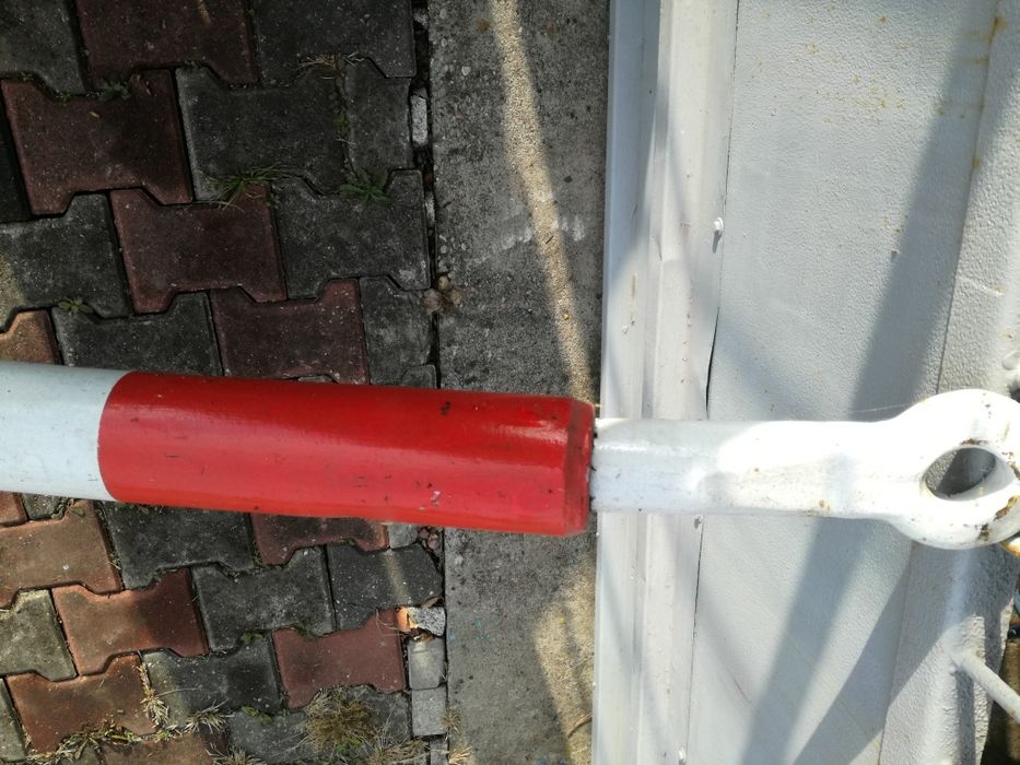 Hol samochodowy teleskopowy