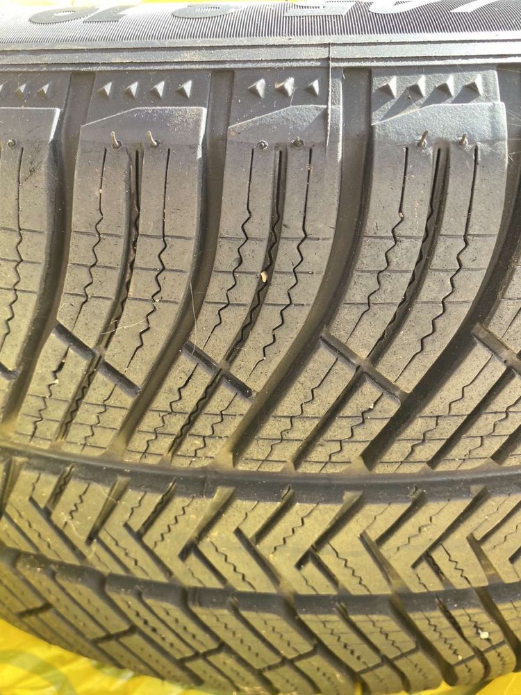 Michelin 255/45r19