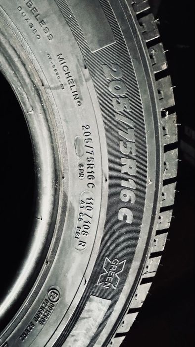 Opony MICHELIN Agilis Nowe 205/75/16C NOWE 6 sztuk
