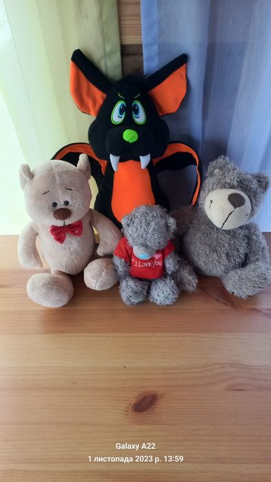 М'які іграшки можливий поштучний продаж