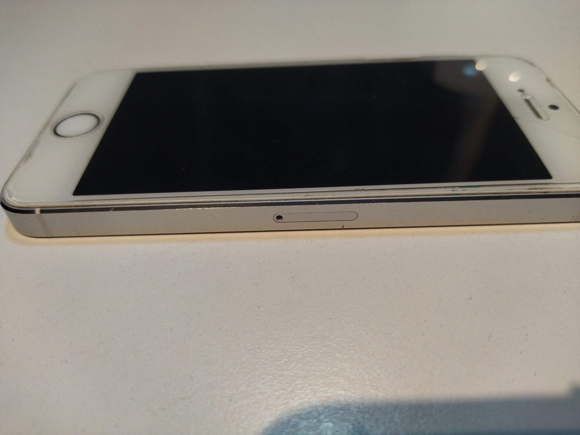 iPhone 5S model A1457