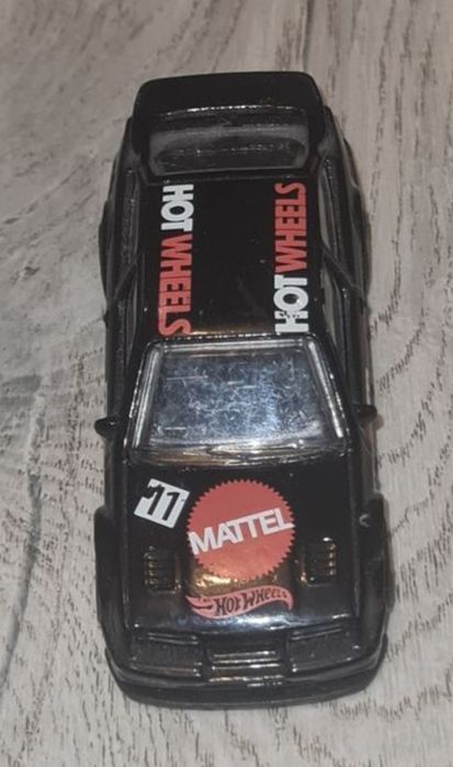 Autko samochód resorak Hot Wheels Ford Sierra Cosworth