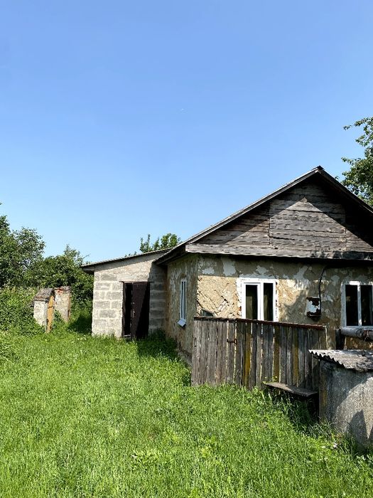 Продаж будинку недалеко від Чернігова